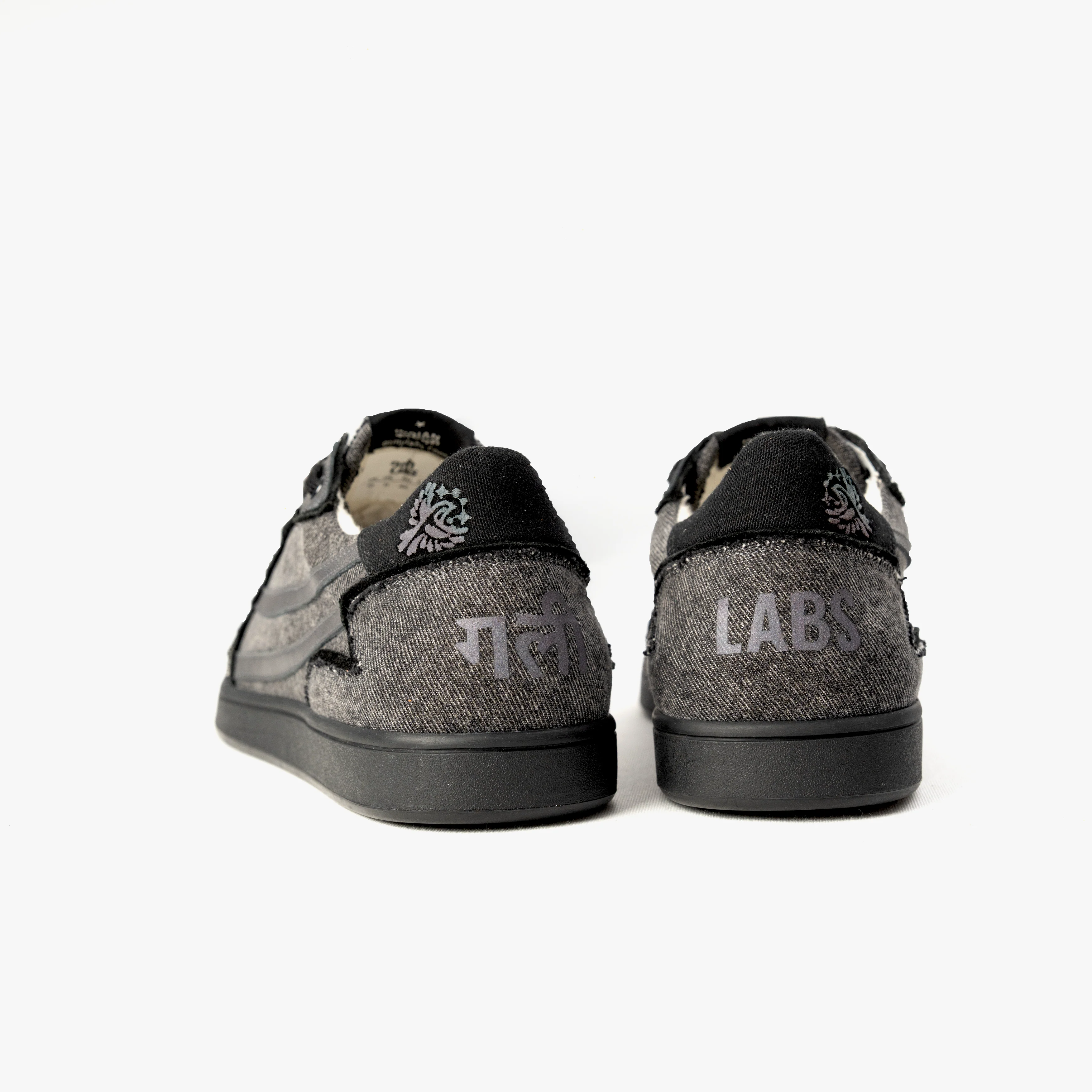 Gully Number 001 - Baaz Chaaya Grey for Women - Image 4